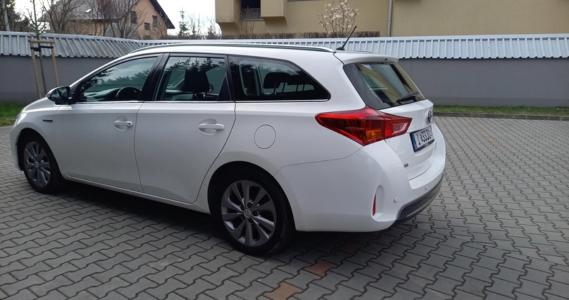 Toyota Auris cena 43500 przebieg: 252825, rok produkcji 2013 z Kraków małe 466